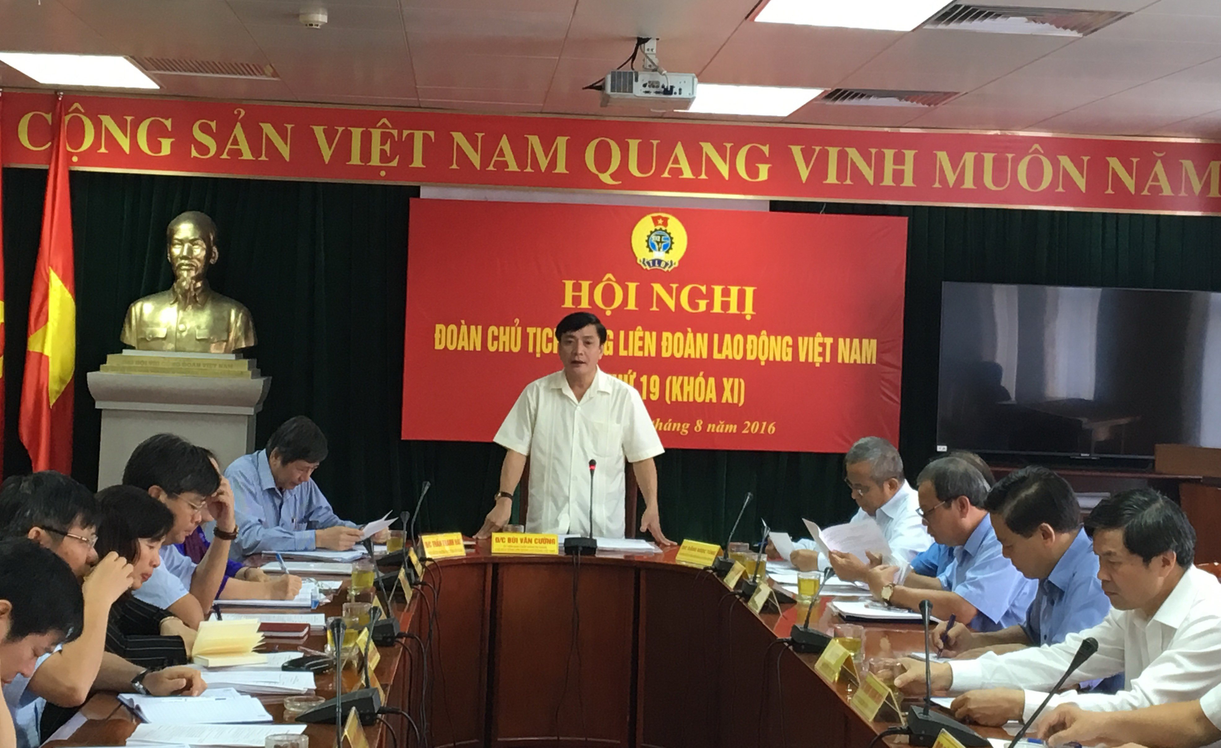 Tạo động lực để người lao động gia nhập Công đoàn
