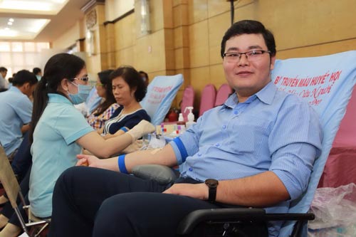 700 CNVC-LĐ SAMCO tham gia hiến máu nhân đạo