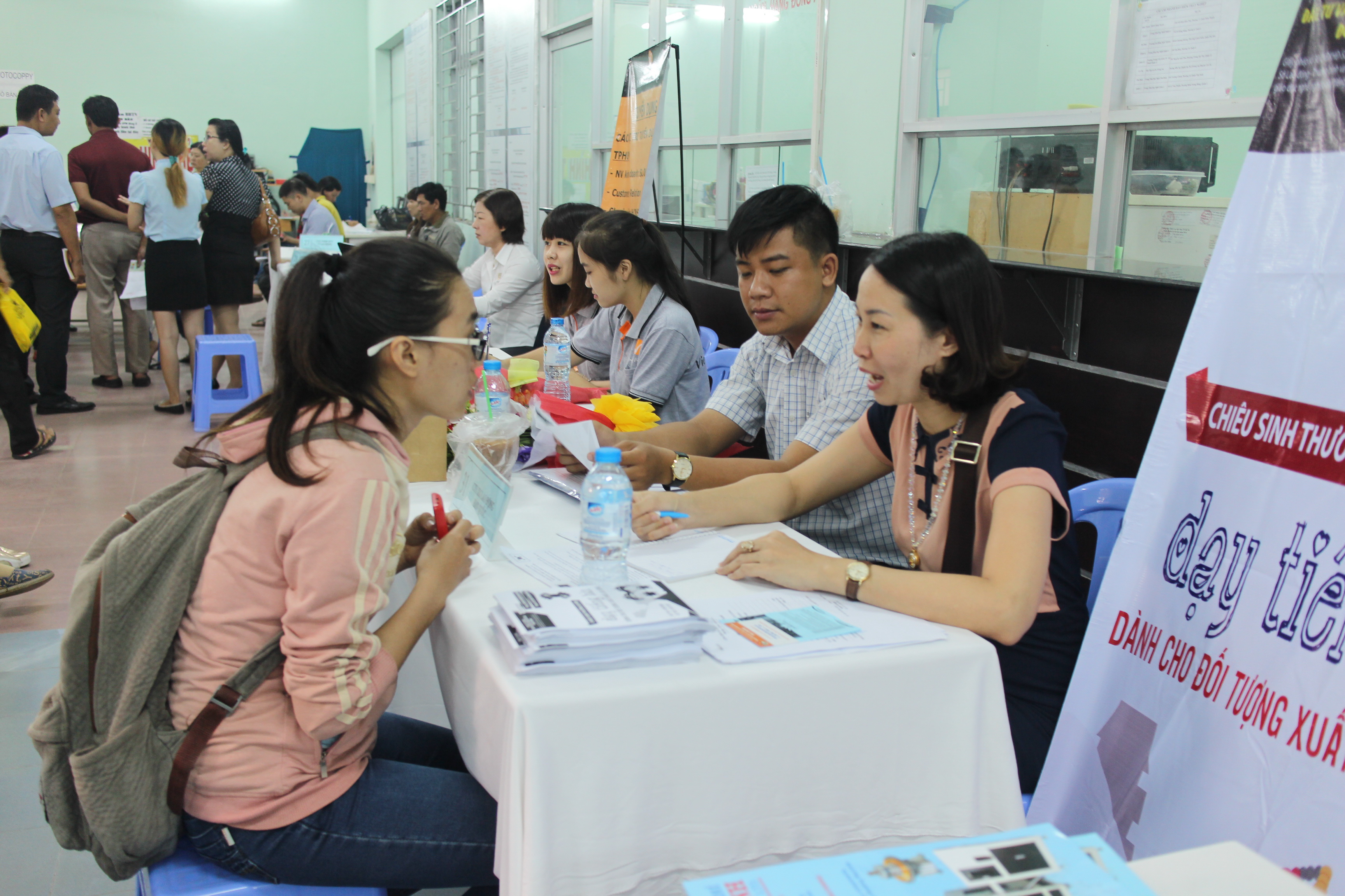 Tuyển kỹ sư, công nhân kỹ thuật với mức lương hấp dẫn