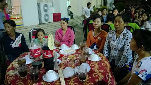 Nhiều nơi lo Tết cho công nhân