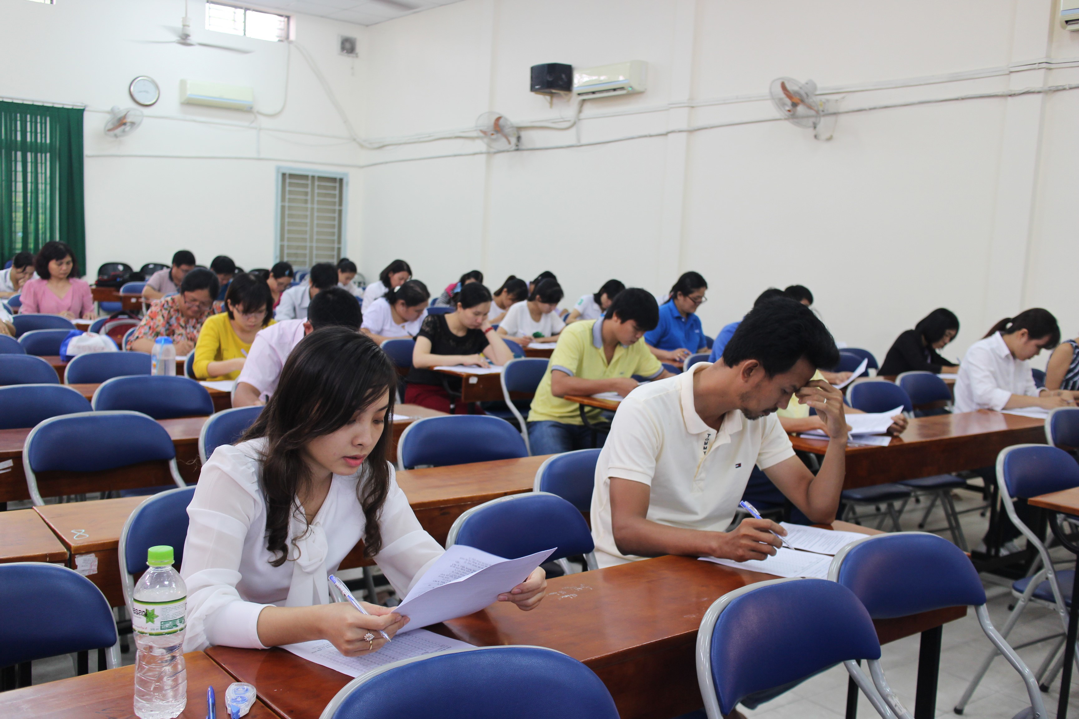 Cán bộ Công đoàn tìm hiểu pháp luật