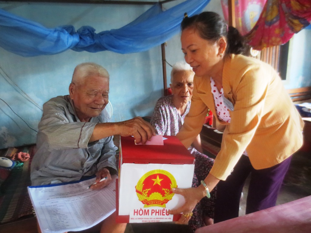 Bầu cử HĐND Khánh Hòa: Đại biểu người Raglai đạt phiếu cao nhất