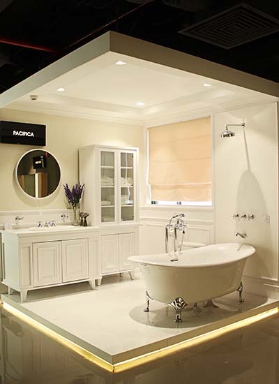 TOTO khai trương showroom đầu tiên do hãng điều hành