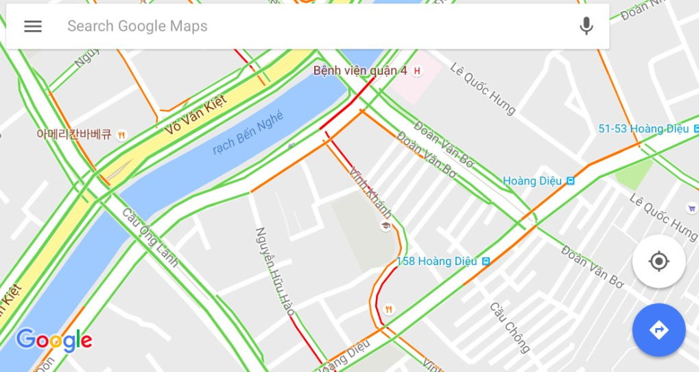 
C&aacute;c tuyến đường tr&ecirc;n bản đồ của Google sẽ được t&ocirc; th&ecirc;m c&aacute;c m&agrave;u sắc hiển thị lưu lượng xe tham gia giao th&ocirc;ng để người d&ugrave;ng dễ d&agrave;ng nhận biết.
