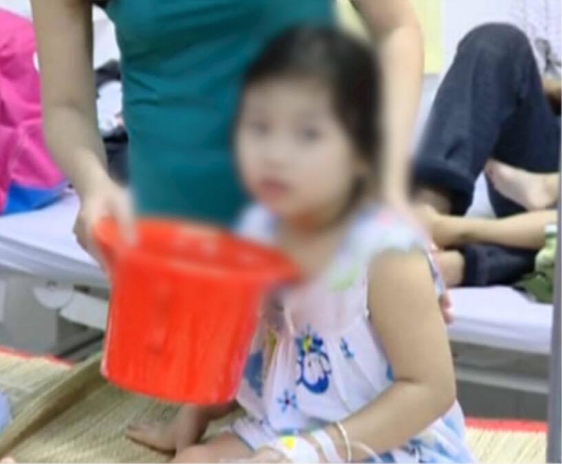 Phát hoảng vì 78 trẻ mầm non nghi ngộ độc cùng lúc
