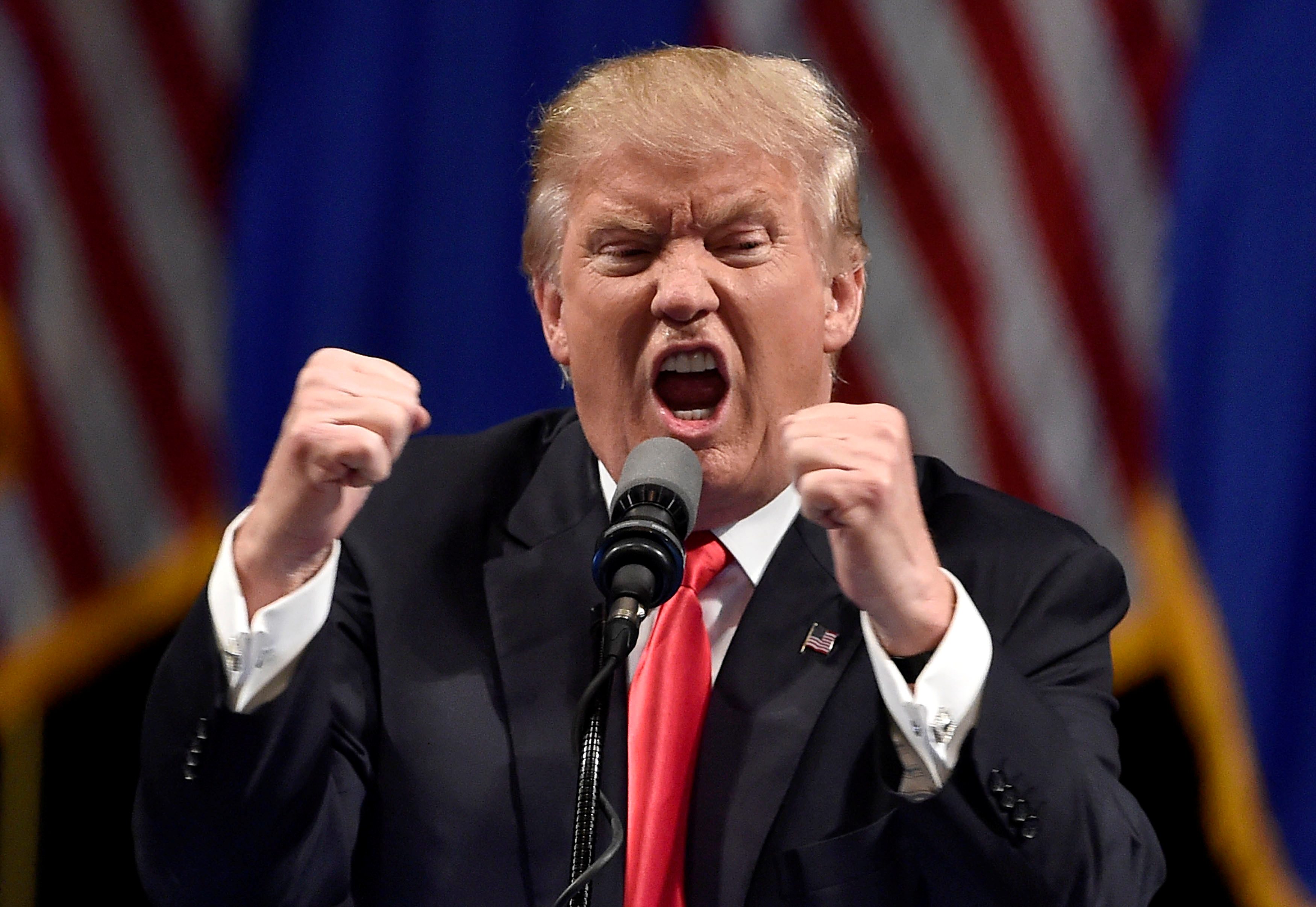 Tỉ phú Trump "tuyên chiến" với Trung Quốc