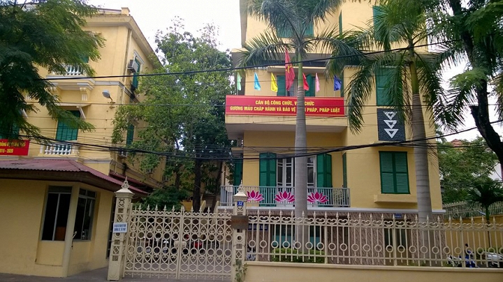 Giám đốc Sở Xây dựng "cất nhắc" con trai sai quy định