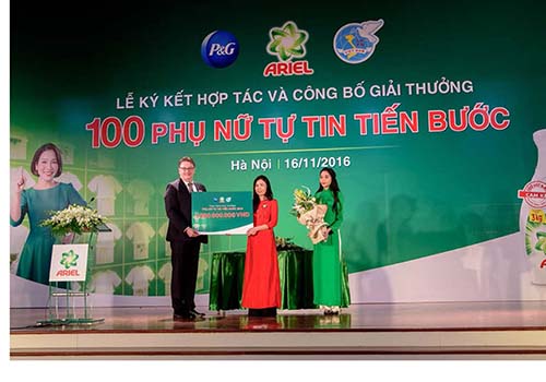 Giải thưởng 1 tỉ đồng dành cho 100 phụ nữ Tự tin tiến bước