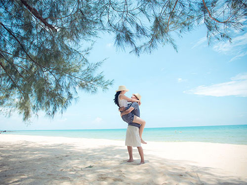 Tự ý nghỉ việc một tuần để dẫn vợ đi chơi!
