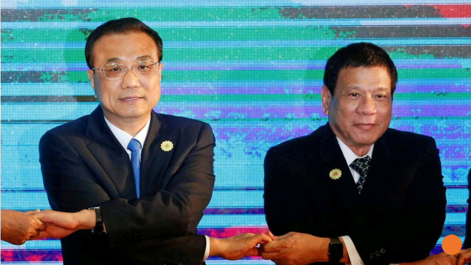 Ông Duterte sẽ "né" phán quyết biển Đông khi thăm Trung Quốc?