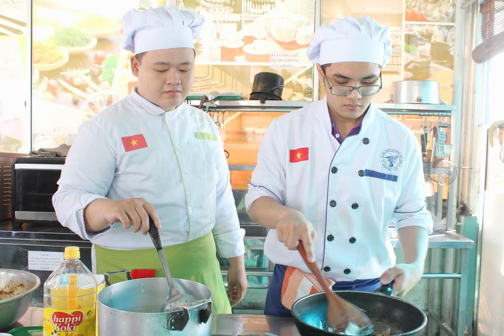 Làm việc tại Đông Nam Á sau khi tốt nghiệp tại trung cấp Việt Giao