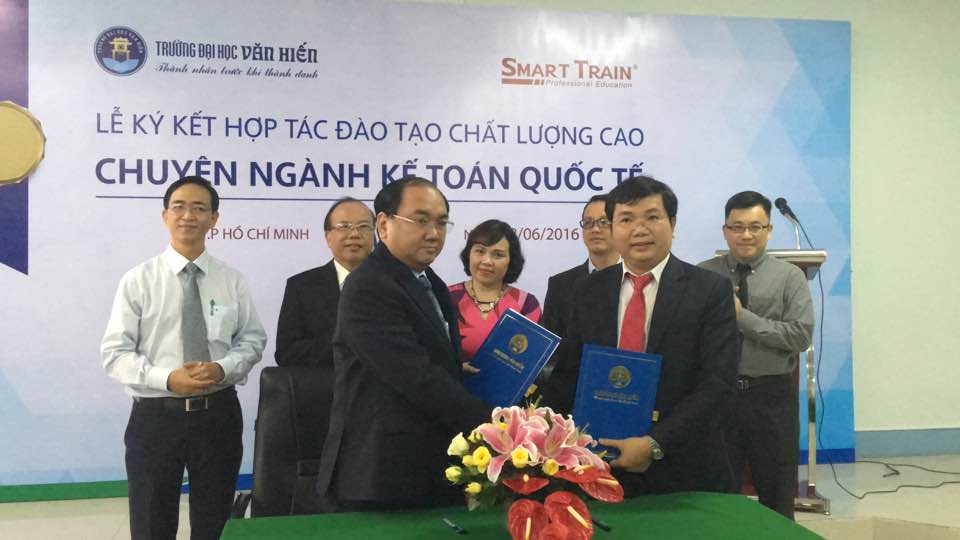 ĐH Văn Hiến hợp tác đào tạo kế toán quốc tế