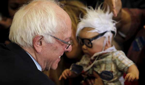 Bản sao thu nhỏ của ứng viên Bernie Sanders qua đời