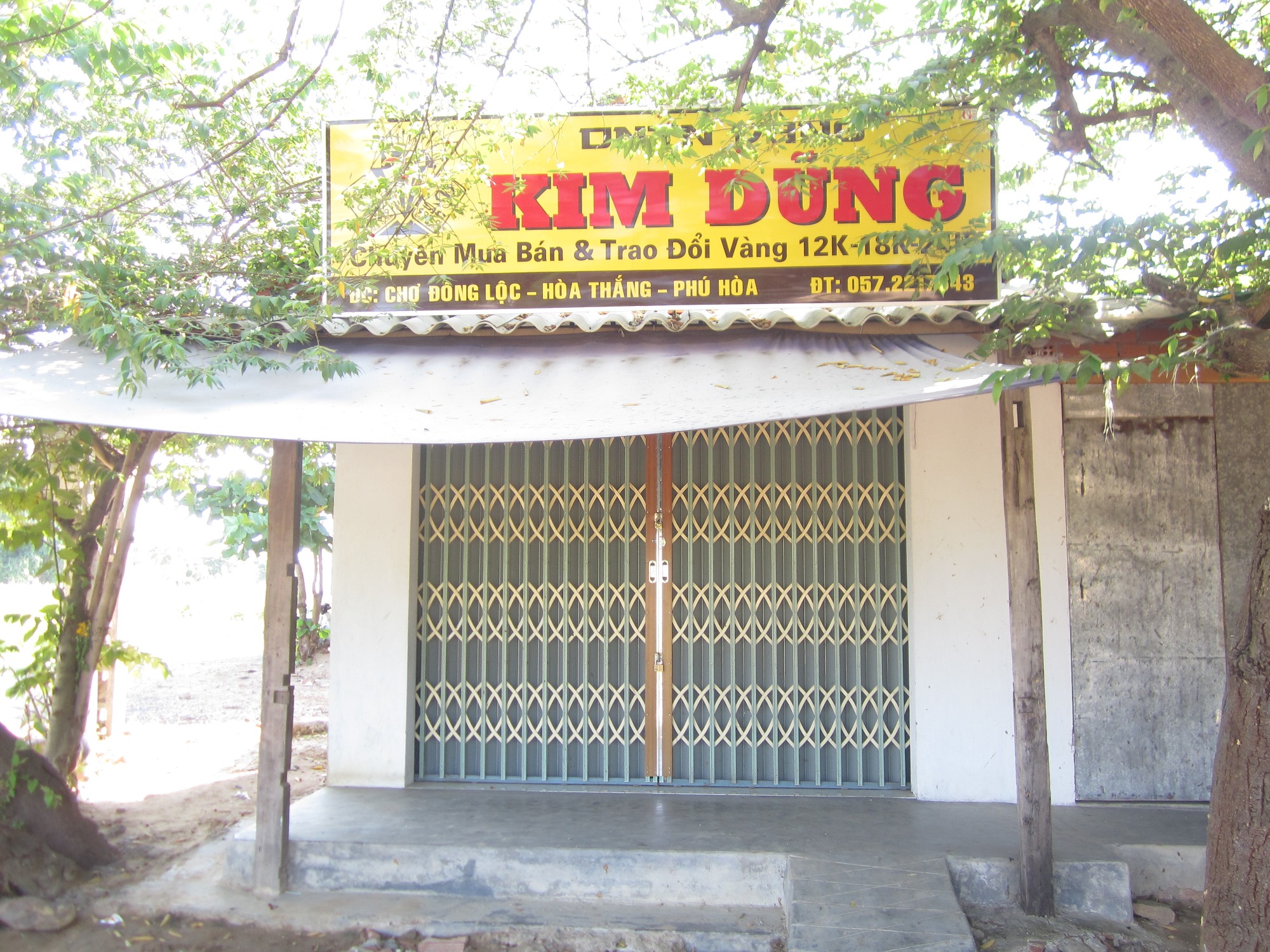 Tiệm vàng Kim Dũng phải đóng cửa nhiều ngày sau khi bị cướp