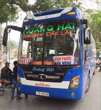 Chôm cả ô tô khách 46 chỗ ngay trong bến xe!