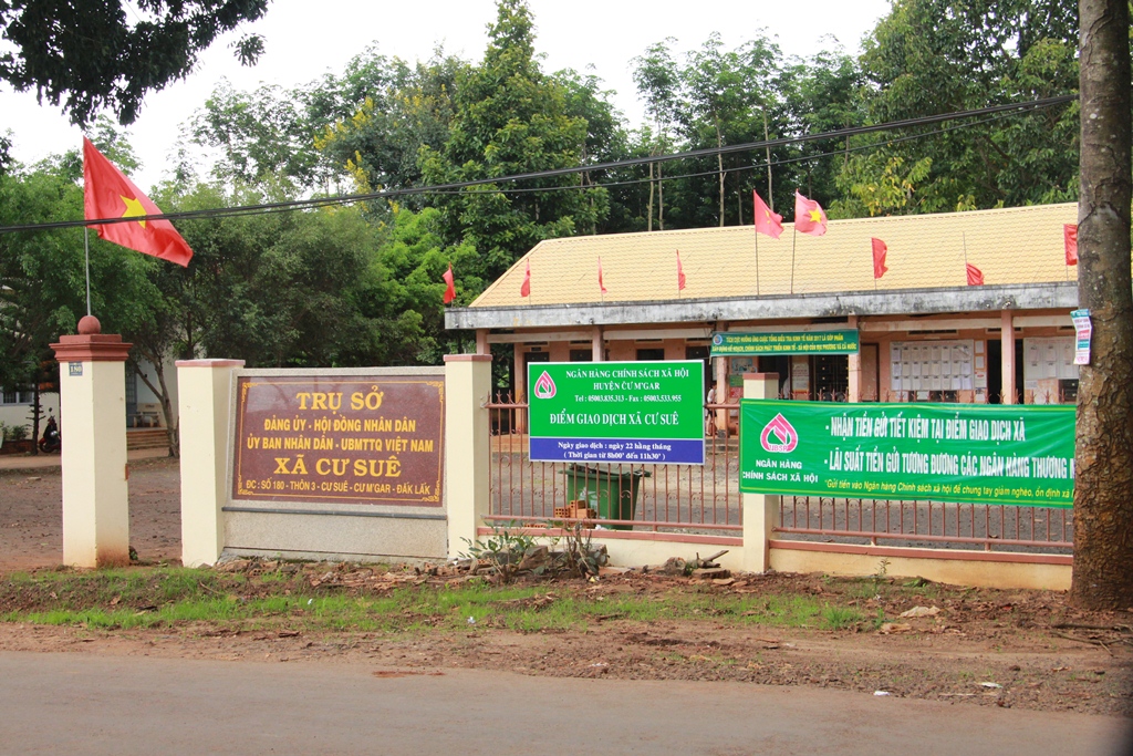 Bắt nguyên phó chủ tịch xã lừa "chạy" việc