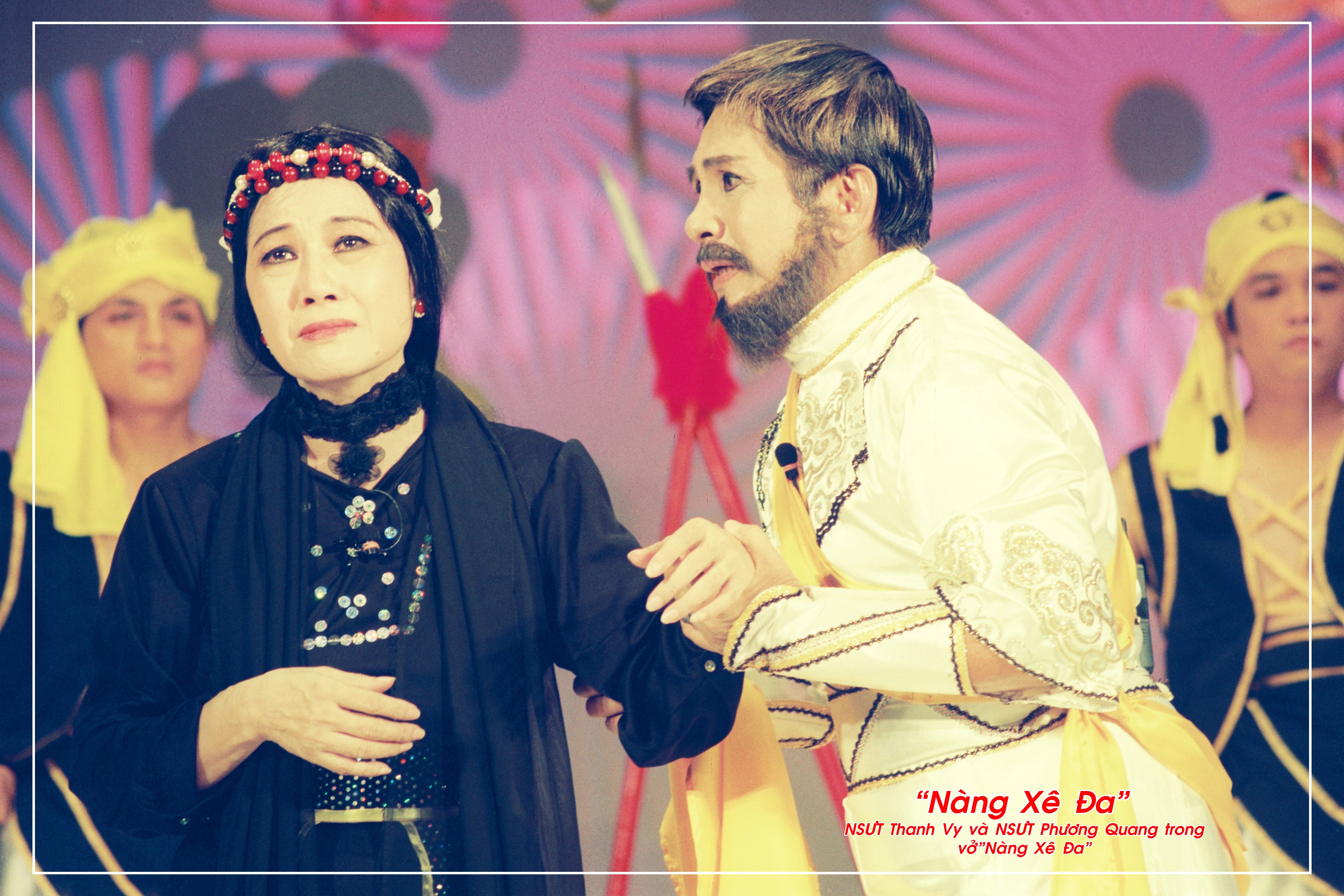 Thế giới màn nhung qua ống kính của nhà báo Thanh Hiệp - Ảnh 6.