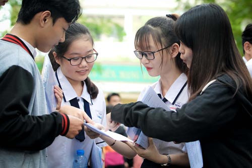 Đề thi văn phải tăng chất đời