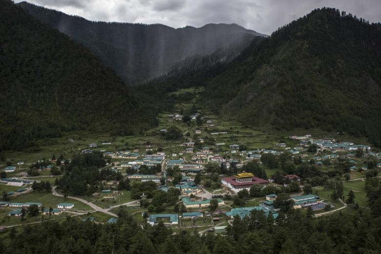 Bhutan quay lưng với Ấn Độ, ngả theo Trung Quốc?