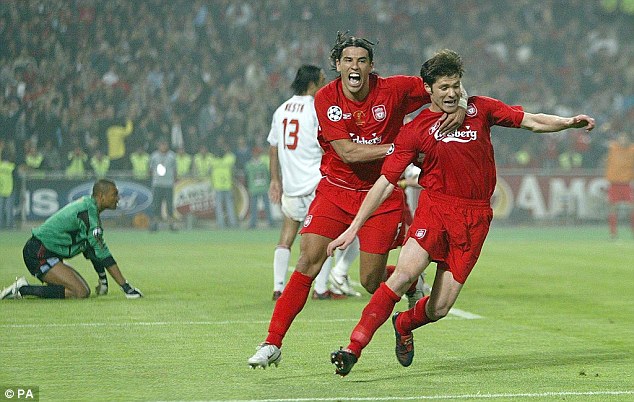 Alonso được người hâm mộ Việt Nam nhớ đến nhiều nhất trong màu áo Liverpool