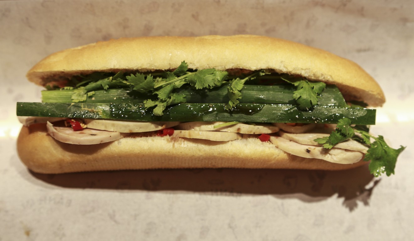 8 tiệm b&aacute;nh m&igrave; thịt Việt Nam ngon nức tiếng ở Hồng K&ocirc;ng - Ảnh 4.