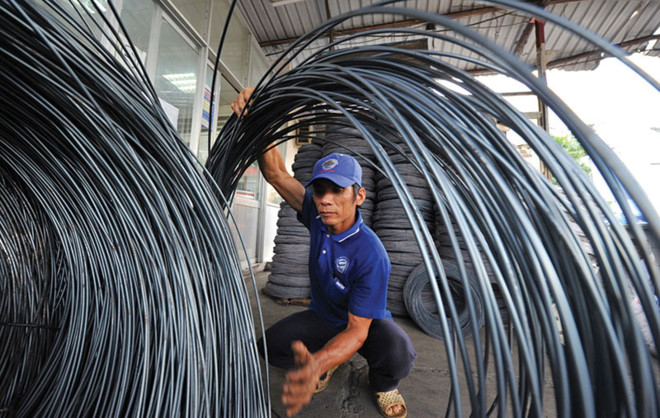 Sau giá cát, giá thép xây dựng lại “nhảy múa”
