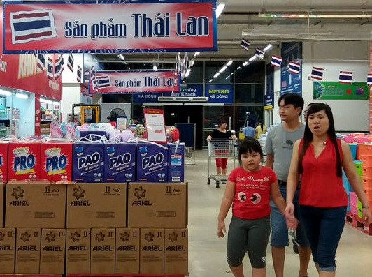 Vì sao Bộ Công Thương họp khẩn trước "cơn lốc" hàng Thái Lan?