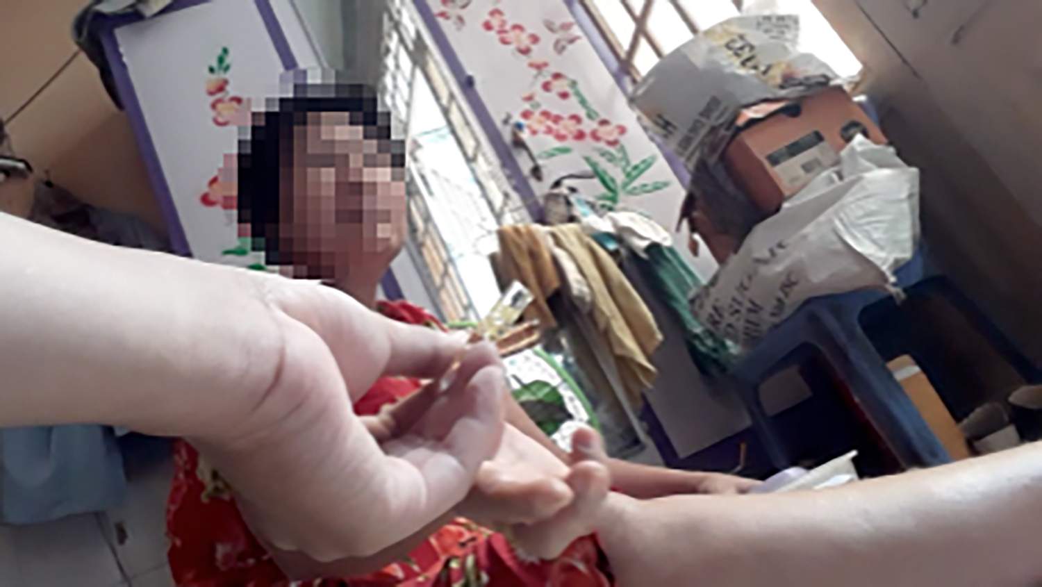 Xử lý cơ sở chuyển giới “chui” từ thông tin trên Báo Người Lao Động