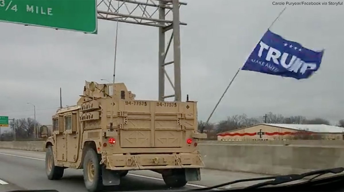Điều tra đoàn xe quân sự bí ẩn treo cờ ông Trump