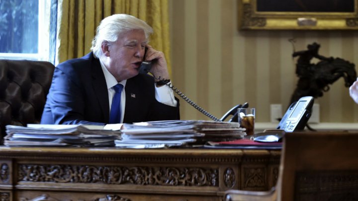 Bất ngờ cuộc gọi giữa ông Trump và tổng thống Pháp