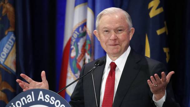 Bộ trưởng Tư ph&aacute;p Mỹ Jeff Sessions. Ảnh: AP