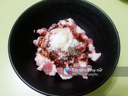Thịt xi&ecirc;n nướng v&agrave; tai heo ng&acirc;m mắm ai cũng m&ecirc; - Ảnh 2.