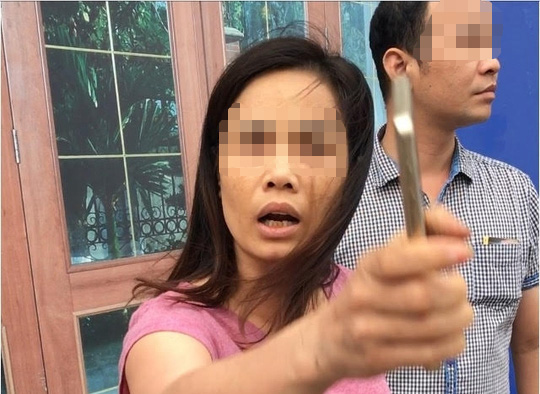 Mời người phụ nữ xưng nhà báo lăng mạ CSGT tới làm việc