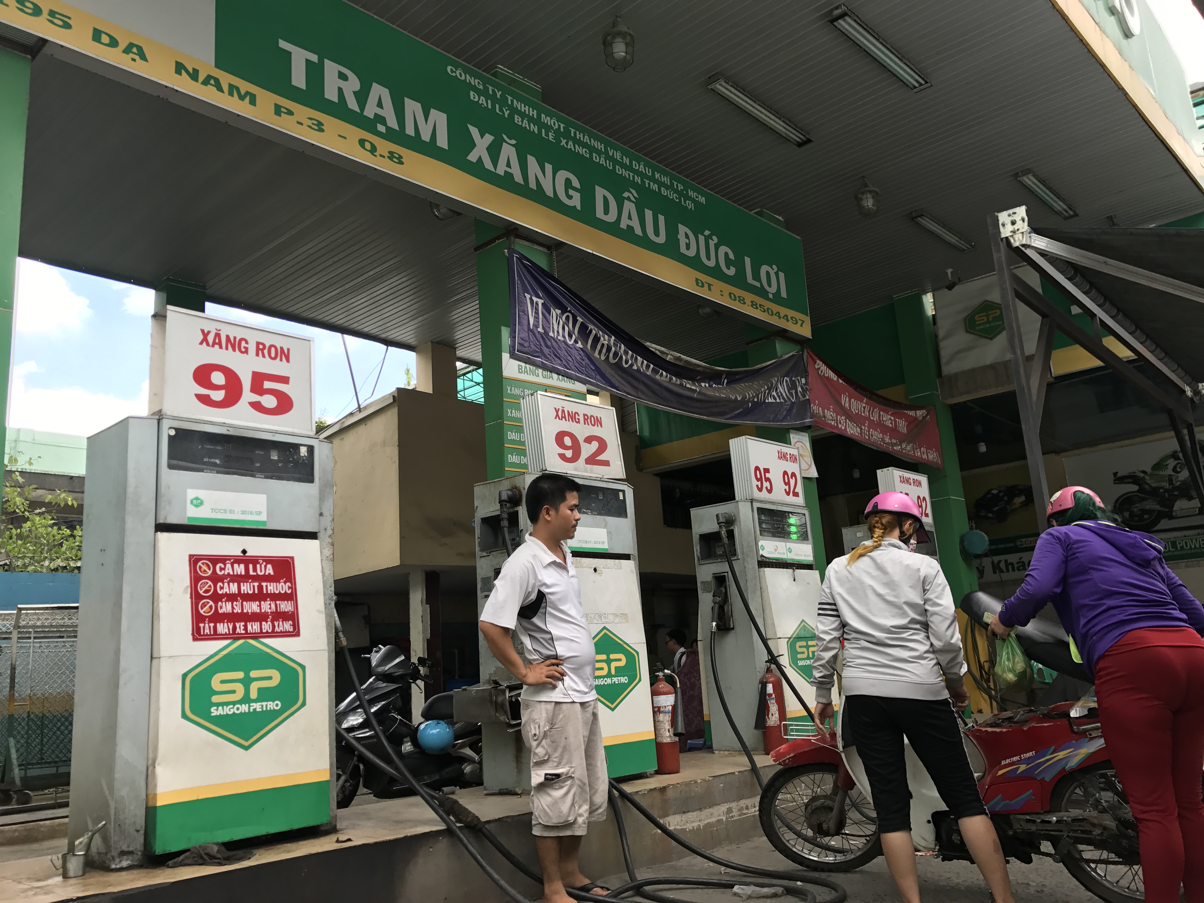 Nhiều bạn đọc tố về cây xăng gian lận ở TP HCM