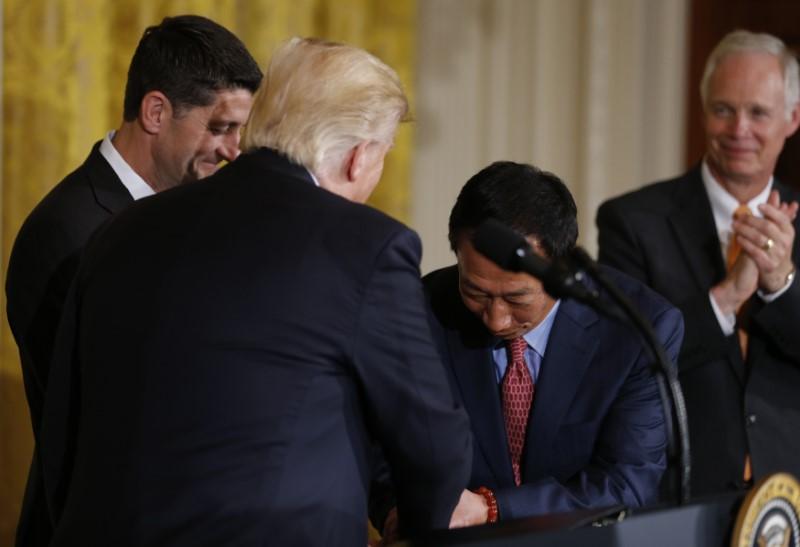 Công ty Đài Loan đầu tư "khủng" vào Mỹ, ông Donald Trump vui mừng
