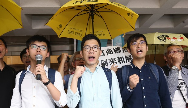 Hồng Kông: Joshua Wong bị bỏ tù