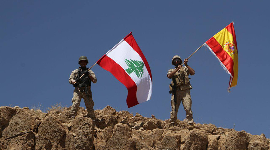 Quân Lebanon xông vào tiền đồn IS kéo cờ Tây Ban Nha