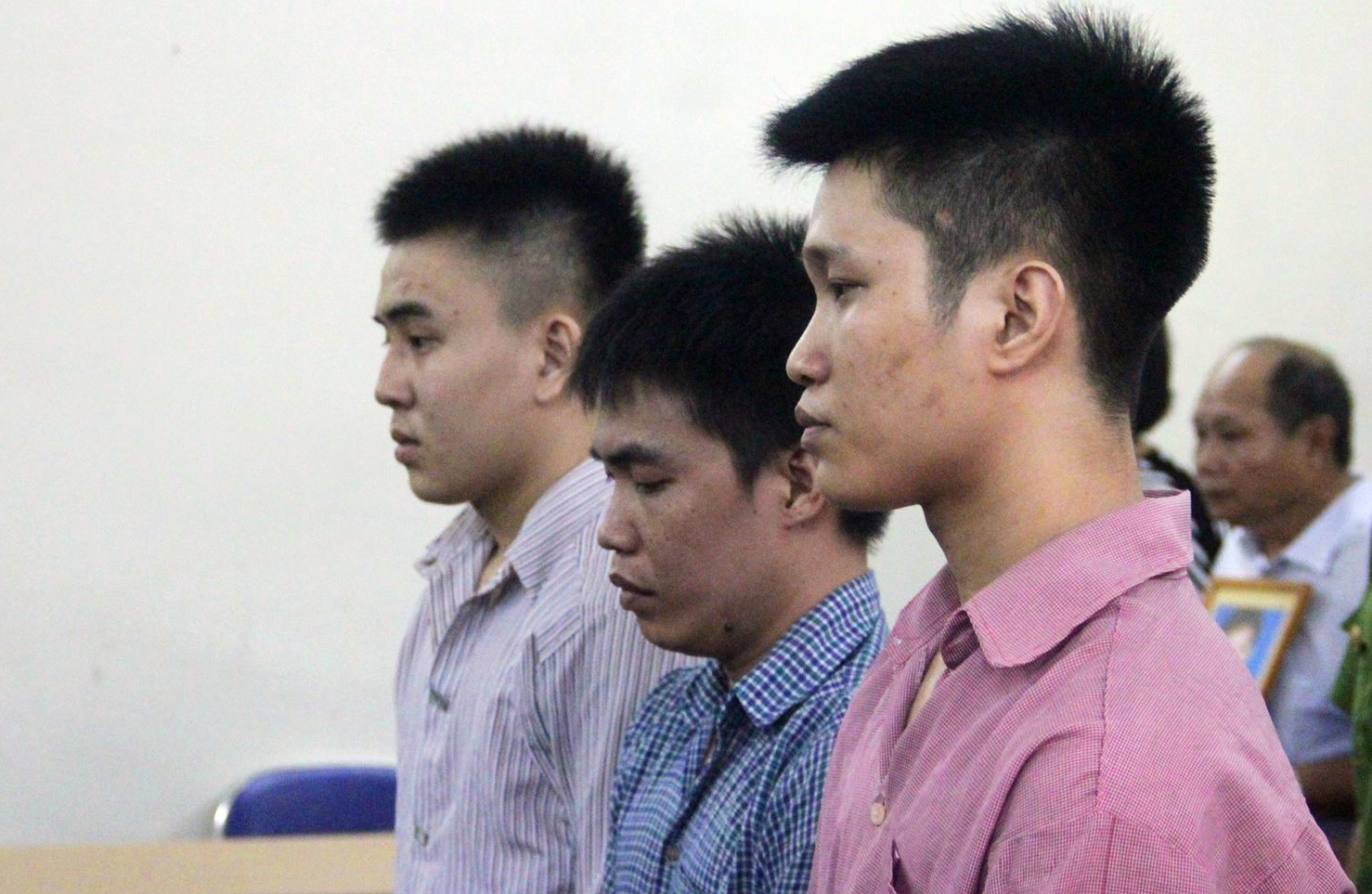 Mất mạng vì chạy xe rồ ga, đòi đánh chủ nhà - Ảnh 1.