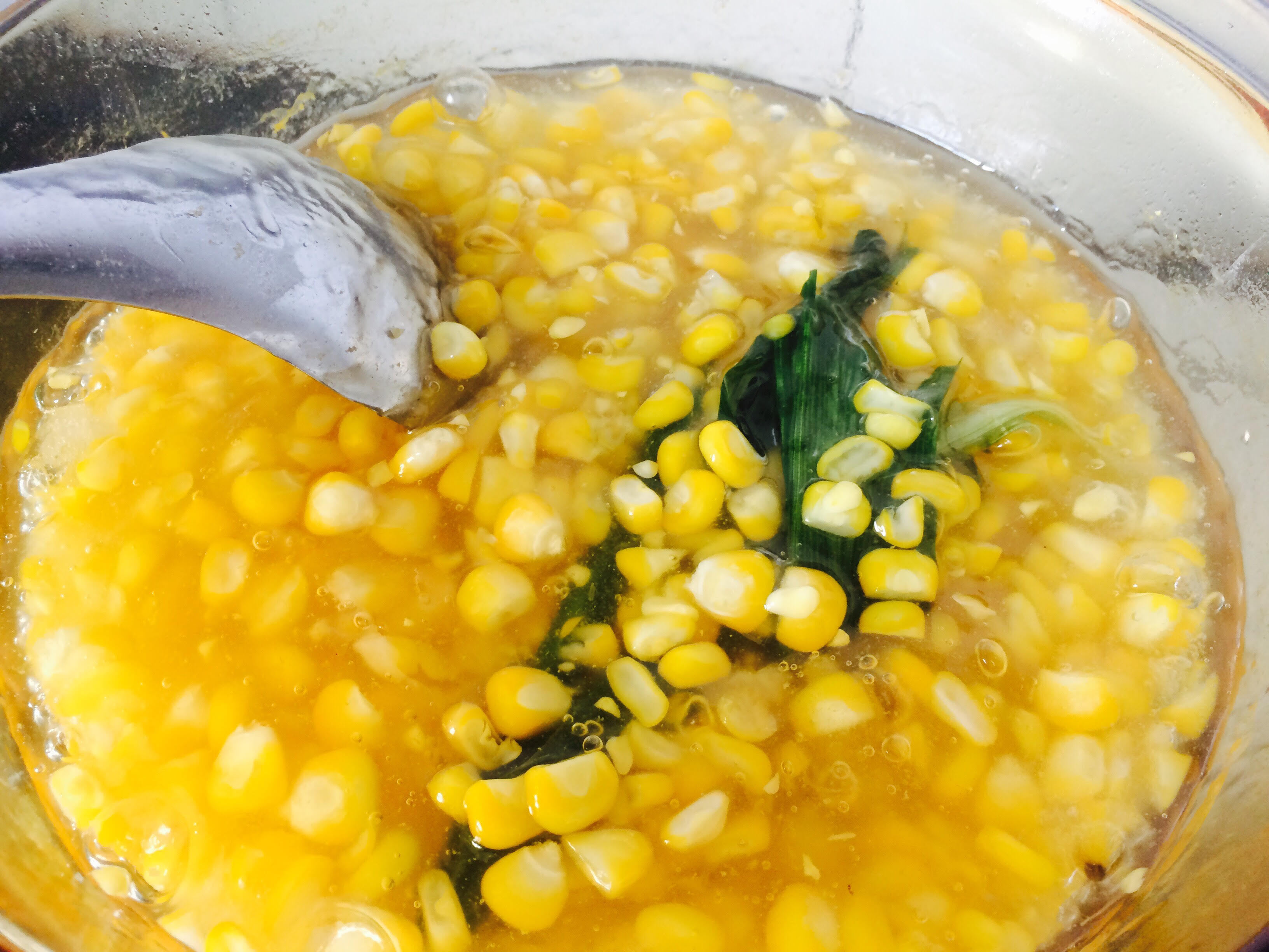 Th&egrave;m m&oacute;n ch&egrave; thần th&aacute;nh nh&agrave; qu&ecirc; của mẹ - Ảnh 2.