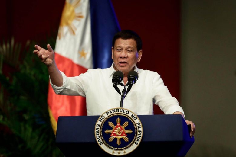Ông Duterte sẽ tổ chức họp khẩn vụ tàu Trung Quốc đâm tàu Philippines