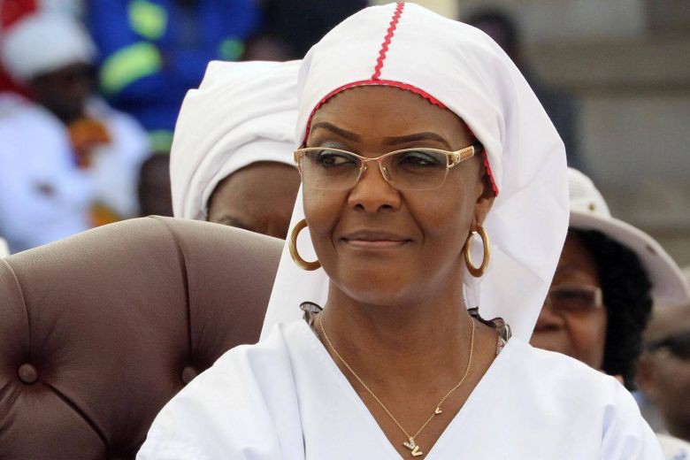 Người khiến Tổng thống Zimbabwe phạm sai lầm "chết người"