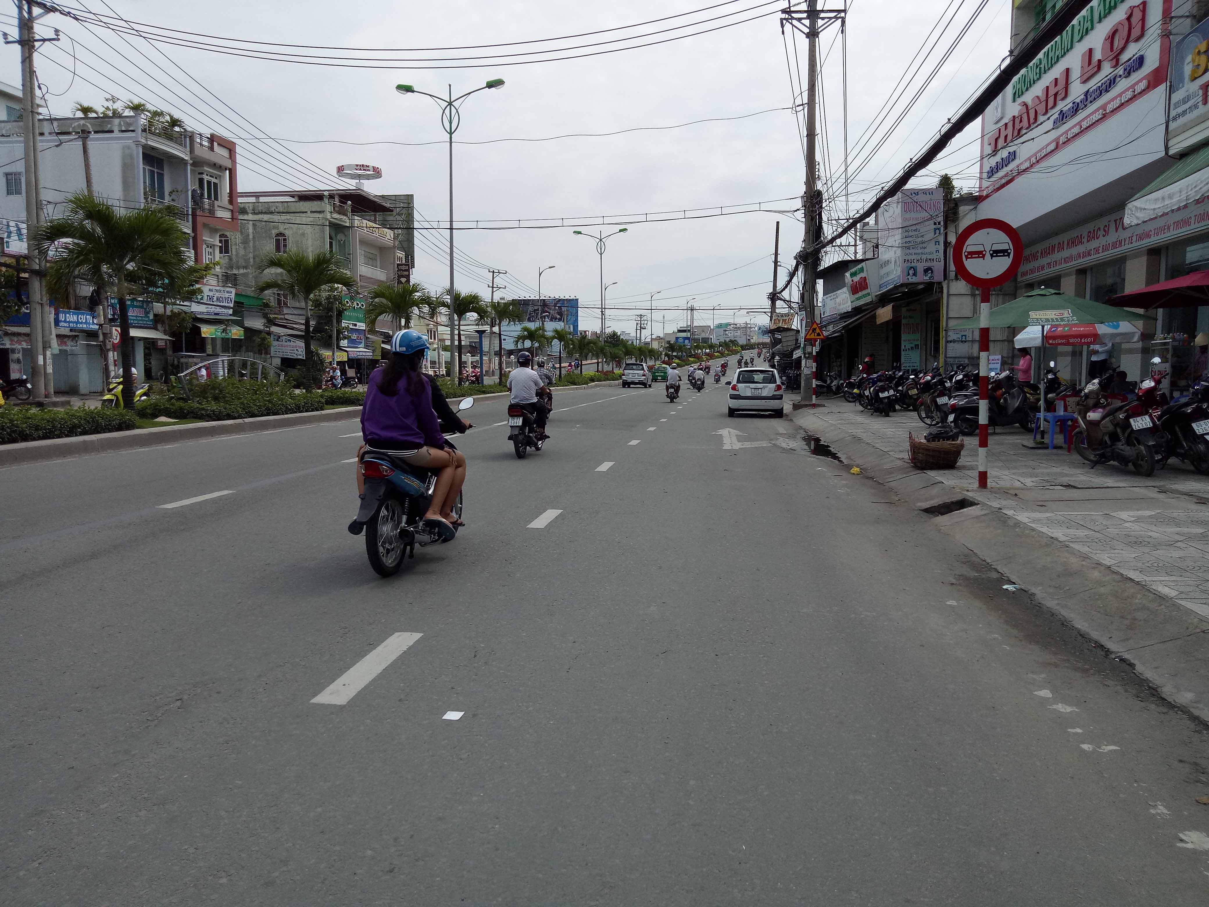 Gây tai nạn chết người, tài xế taxi tăng tốc bỏ trốn - Ảnh 1.