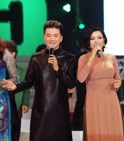 Những vụ x&igrave;-căng-đan g&acirc;y sốc dư luận từ game show truyền h&igrave;nh - Ảnh 4.
