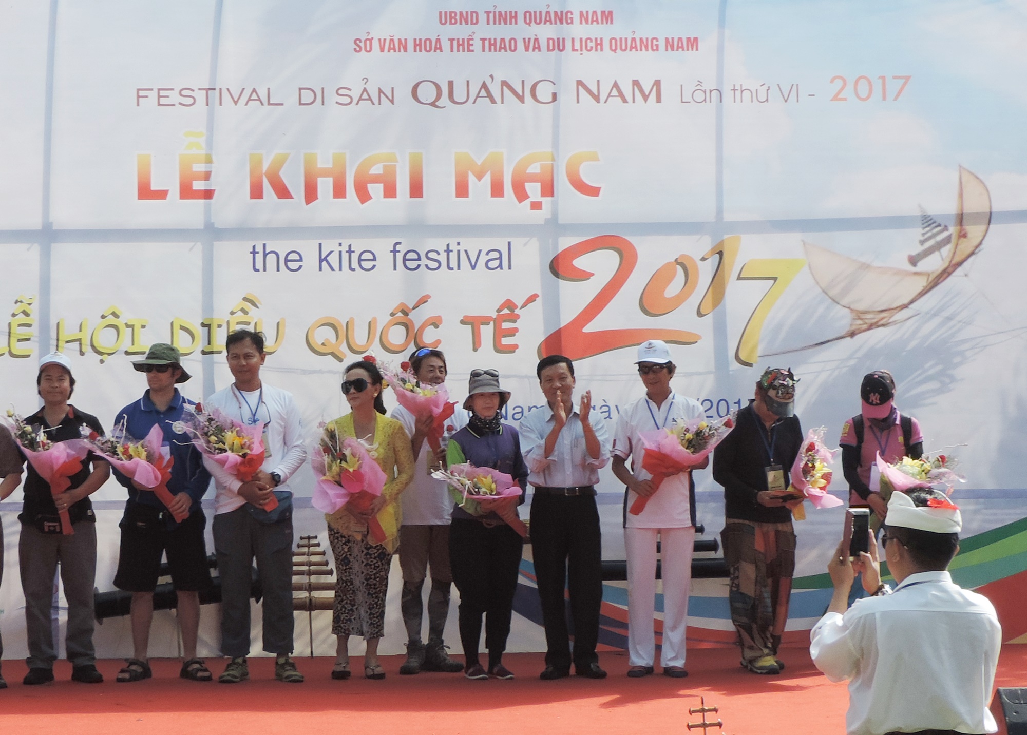 Đắm ch&igrave;m với những m&agrave;n tr&igrave;nh diễn tại Festival Diều quốc tế - Ảnh 4.