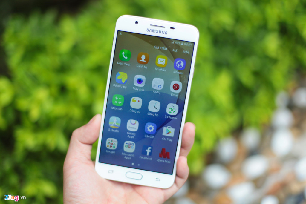 7 smartphone bán chạy nhất nửa đầu 2017 - Ảnh 1.
