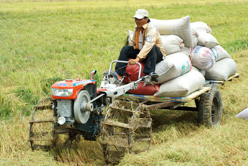Nông nghiệp kéo lùi tăng trưởng kinh tế