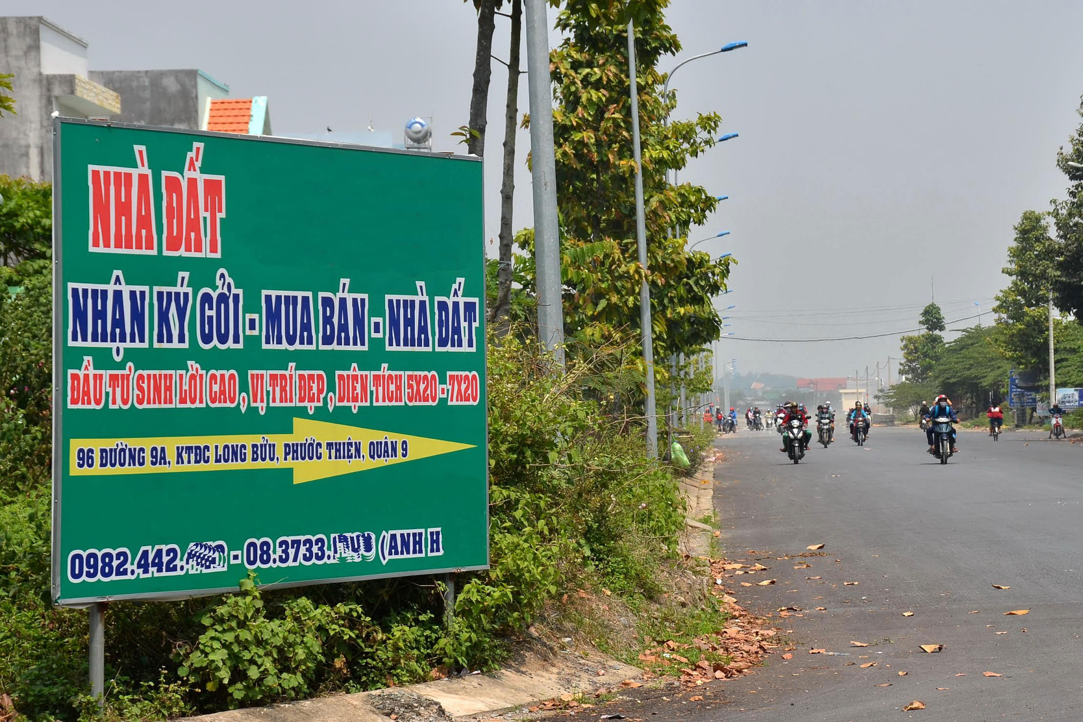 Ra tay hạ nhiệt cơn sốt đất