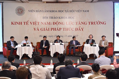 Loay hoay tìm giải pháp tăng trưởng - Ảnh 1.