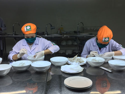 Xây dựng thương hiệu cho yến nuôi