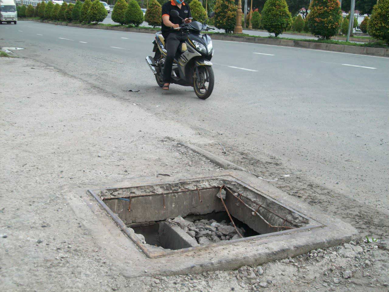 Hố ga nguy hiểm